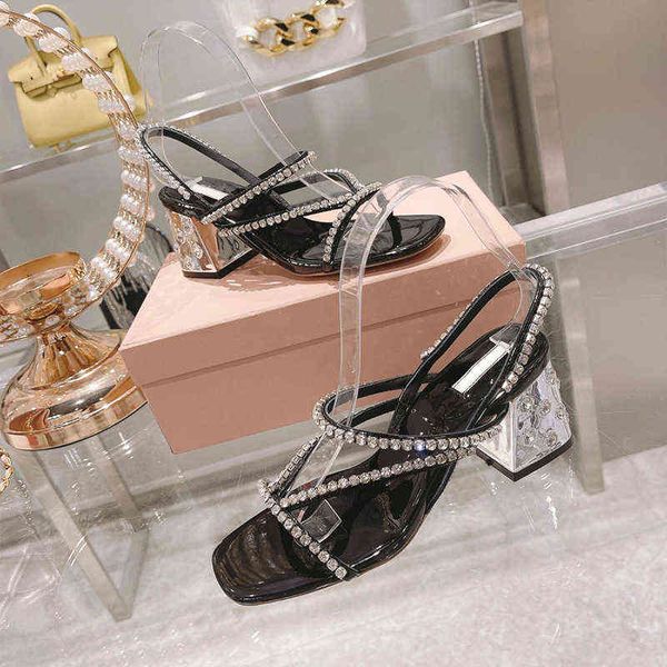2022rhinestone sandals women one line spring open toe thin belt thick heel silver high heels, Black
2022rhinestone sandals women one line spring open toe thin belt thick heel silver high heels, Black