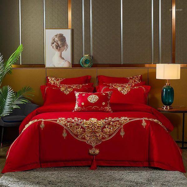 wedding bedding set embroidery duvet cover set long-staple cotton pillowcases king size bed bed linen 4/6/9pcs 2020 new1
wedding bedding set embroidery duvet cover set long-staple cotton pillowcases king size bed bed linen 4/6/9pcs 2020 new1