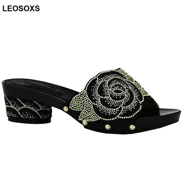 новое прибытие rhinestone свадебная обувь женская модельная обувь open toe скольжения на последние elegant женщин насосы для клиньев партии, Black
новое прибытие rhinestone свадебная обувь женская модельная обувь open toe скольжения на последние elegant женщин насосы для клиньев партии, Black