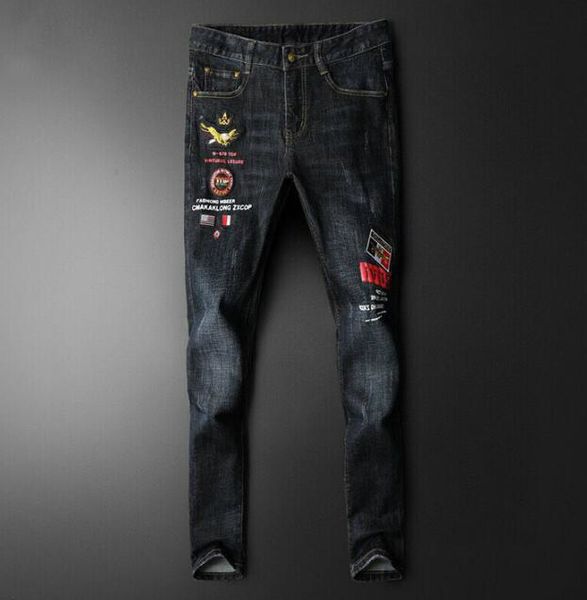 21ss men's brand designers jeans distressed ripped slim fit biker denim pants mens leisure fashion jeans a168, Blue
21ss men's brand designers jeans distressed ripped slim fit biker denim pants mens leisure fashion jeans a168, Blue