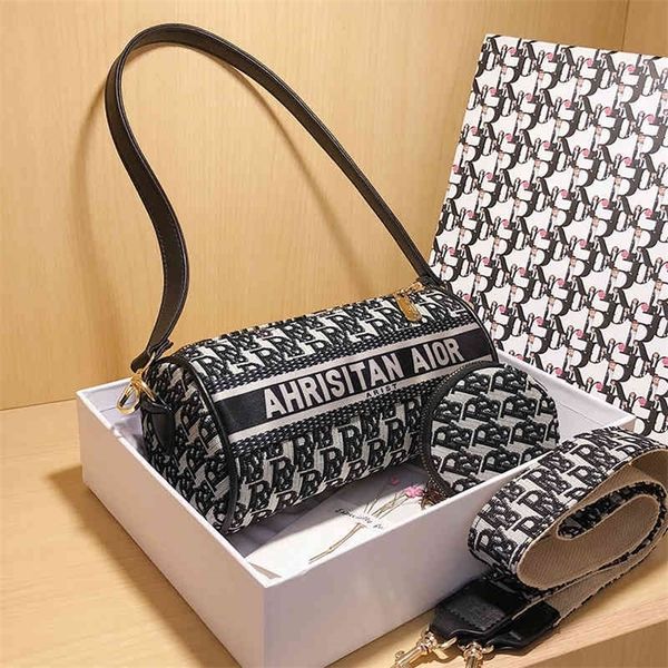 factory store shop new fashion staff armpit bag single shoulder messenger cylinder feeling women's
factory store shop new fashion staff armpit bag single shoulder messenger cylinder feeling women's