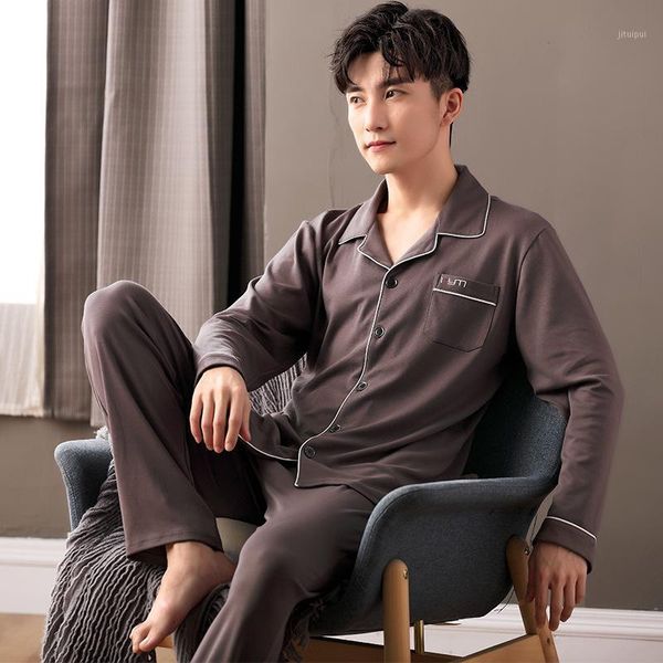 pajamas men's long-sleeved cotton men middle-aged spring and autumn cotton youth thin home service suit sommeil dormir 1, Black;brown
pajamas men's long-sleeved cotton men middle-aged spring and autumn cotton youth thin home service suit sommeil dormir 1, Black;brown