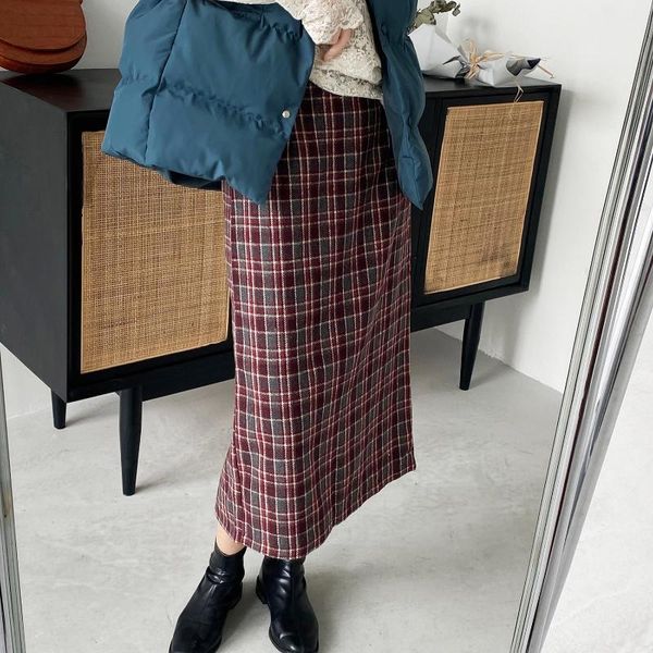 2020 winter new plaid skirt women's high waist mid-length korean woolen a- line skirt, Black
2020 winter new plaid skirt women's high waist mid-length korean woolen a- line skirt, Black