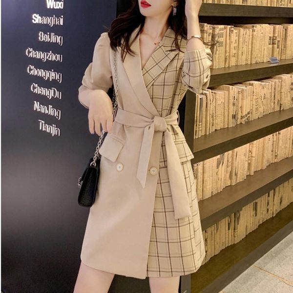 plaid windbreaker 2020 new autumn elegant double-breasted splice women trench unique lattice adjust waist leisure mid long trench coats high, Tan;black
plaid windbreaker 2020 new autumn elegant double-breasted splice women trench unique lattice adjust waist leisure mid long trench coats high, Tan;black