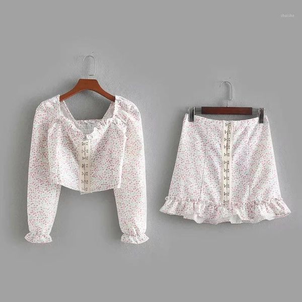 streetwear floral print two piece skirt set women 2019 summer vintage square collar blouse and mini skirts ruffles matching sets1, White
streetwear floral print two piece skirt set women 2019 summer vintage square collar blouse and mini skirts ruffles matching sets1, White