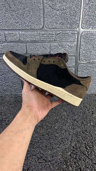 fashion latest and low cut mocha retro cactus jack black college men's basketball sneakers size 36-45, Black;red
fashion latest and low cut mocha retro cactus jack black college men's basketball sneakers size 36-45, Black;red