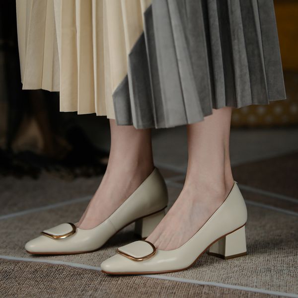 2020 women in pointed to genuine leather flower printed square high heels shallow shoes spring ladies wedding bombs 4f6i, Black
2020 women in pointed to genuine leather flower printed square high heels shallow shoes spring ladies wedding bombs 4f6i, Black