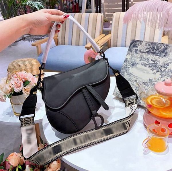 top роскошные женские сумки сумочка сумочек женская сумочка мода сумка tote женские сумки магазин рюкзак дамы должны сумка -l0399, Black
top роскошные женские сумки сумочка сумочек женская сумочка мода сумка tote женские сумки магазин рюкзак дамы должны сумка -l0399, Black