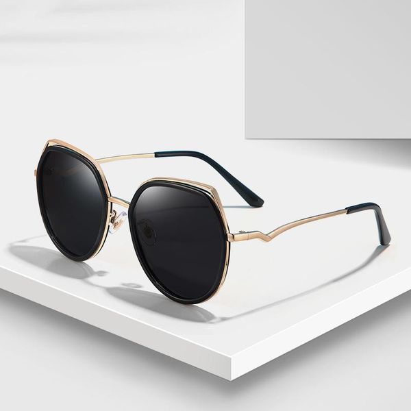 New women's Sunglasses three dimensional line sense seagull legs fashion elegant tr stainless steel Sunglasses, White;black
New women's Sunglasses three dimensional line sense seagull legs fashion elegant tr stainless steel Sunglasses, White;black