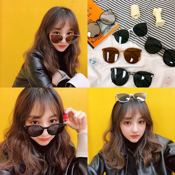 korean version of chaowanghong anti uv street sround big face sunglasses female personality 2019 new glasses, White;black
korean version of chaowanghong anti uv street sround big face sunglasses female personality 2019 new glasses, White;black