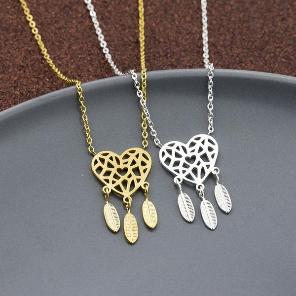 women bohemian ethnic stainless steel gold silver color chain feather pendant hollow love heart dreamcatcher necklace choker, Golden;silver
women bohemian ethnic stainless steel gold silver color chain feather pendant hollow love heart dreamcatcher necklace choker, Golden;silver