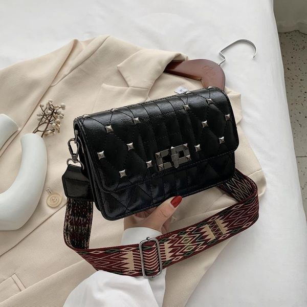 crossbody сумки для женщин 2020 высокого качества широких плечевого ремня плеча сумки заклепки конструктора кожу pu женскую сумочку
crossbody сумки для женщин 2020 высокого качества широких плечевого ремня плеча сумки заклепки конструктора кожу pu женскую сумочку