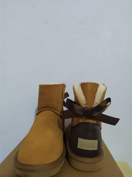 new winter fashion snow boots jointly signed genuine leather ankle boots cow split brown flower shoes boot women kids baby all size, Black
new winter fashion snow boots jointly signed genuine leather ankle boots cow split brown flower shoes boot women kids baby all size, Black