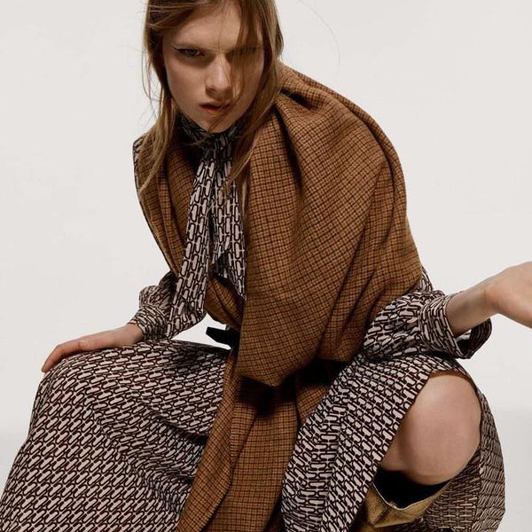 scarves 2021 arrival fine check plaid acrylic scarf women winter thick warm imitated cashmere blanket shawl wraps brand, Blue;gray
scarves 2021 arrival fine check plaid acrylic scarf women winter thick warm imitated cashmere blanket shawl wraps brand, Blue;gray