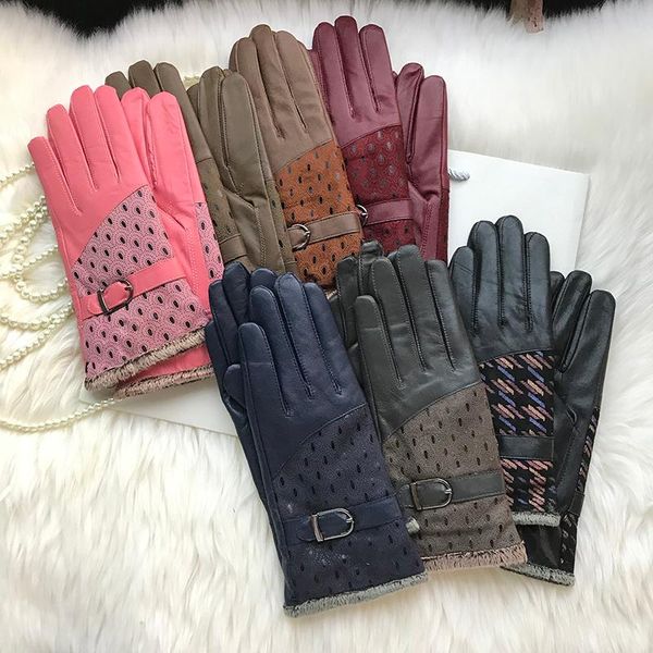 ladies' gloves wholesale real sheepskin autumn winter plus velvet warm peacock design windproof driving gloves multicolor, Blue;gray
ladies' gloves wholesale real sheepskin autumn winter plus velvet warm peacock design windproof driving gloves multicolor, Blue;gray