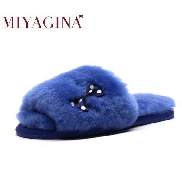 miyagina 100% natural sheepskin fur slippers fashion female winter slippers women warm indoor slippers soft wool lady home shoes x1020, Black
miyagina 100% natural sheepskin fur slippers fashion female winter slippers women warm indoor slippers soft wool lady home shoes x1020, Black