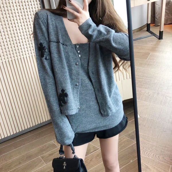 croxine cardigan fried street women's leather stitching embroidery cross knitted coat suspender two piece set fashion in 2020 sra6, Black;gray
croxine cardigan fried street women's leather stitching embroidery cross knitted coat suspender two piece set fashion in 2020 sra6, Black;gray