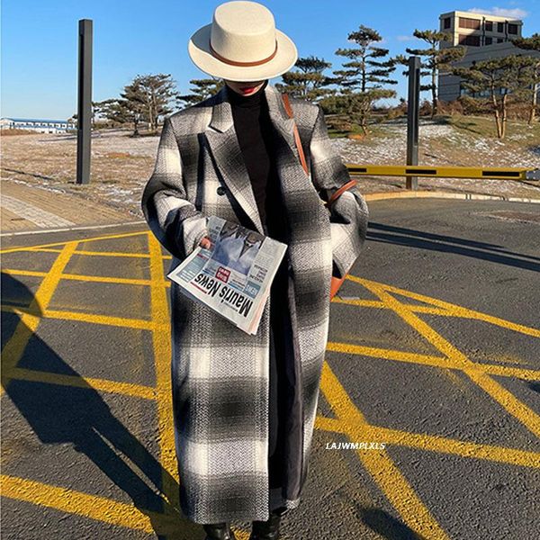 women's wool & blends 2021 autumn winterturn down collar women woolen coat black and white plaid print elegant jacket long
women's wool & blends 2021 autumn winterturn down collar women woolen coat black and white plaid print elegant jacket long