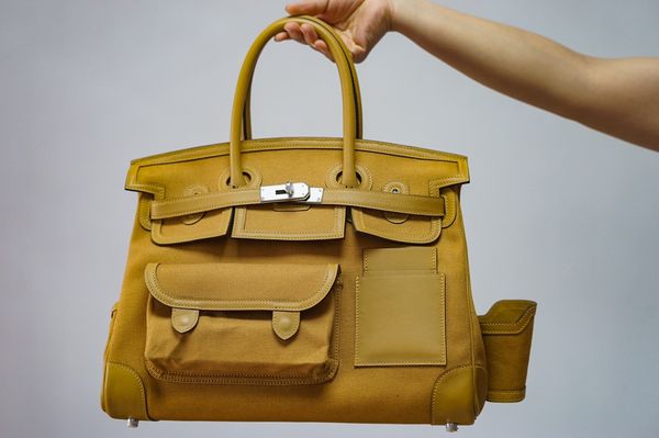 factory wholesale fully handmade latest design purse 35cm yellow color wax thread canvas have several colors for chosen fast delivery
factory wholesale fully handmade latest design purse 35cm yellow color wax thread canvas have several colors for chosen fast delivery