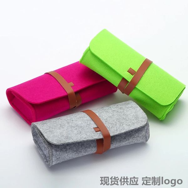 towel fabric terry or felt large simple felt glasses bag pencil case non-woven fabric storage bag felt glasses bag m180014, Blue;pink
towel fabric terry or felt large simple felt glasses bag pencil case non-woven fabric storage bag felt glasses bag m180014, Blue;pink