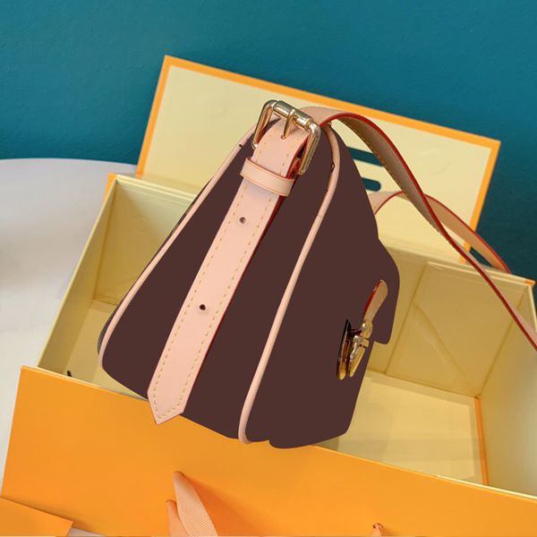 messenger brand small shoulder and leather women bag bags luxurious purse female handbag for bags handbags ladies crossbody 2020 femxo, Red;black
messenger brand small shoulder and leather women bag bags luxurious purse female handbag for bags handbags ladies crossbody 2020 femxo, Red;black