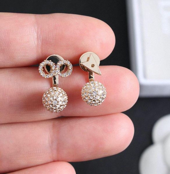 fashion gold hoop stud earrings for lady women party wedding lovers gift engagement jewelry for bride with box, Golden;silver
fashion gold hoop stud earrings for lady women party wedding lovers gift engagement jewelry for bride with box, Golden;silver