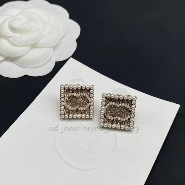 brand designer gold square earrings with letter c designer earrings huggies women's party wedding couple gift jewelry 925 silver alex a, Gray
brand designer gold square earrings with letter c designer earrings huggies women's party wedding couple gift jewelry 925 silver alex a, Gray