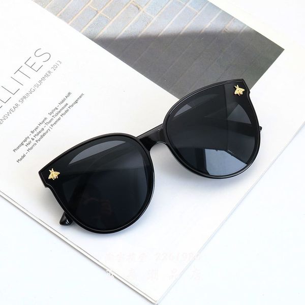 2019 new korean personalized fashion women's net red polarized little bee sunglasses female ins, White;black
2019 new korean personalized fashion women's net red polarized little bee sunglasses female ins, White;black