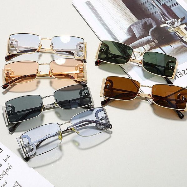 sunglasseslife 2021 polarized sunglasses women with rhinestone sun glasses female protection fashion uv400, White;black
sunglasseslife 2021 polarized sunglasses women with rhinestone sun glasses female protection fashion uv400, White;black