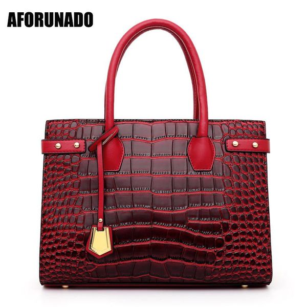 fashion ladies hand bags classic crocodile pattern luxury handbags women bags designer hardware pendant crossbody for women
fashion ladies hand bags classic crocodile pattern luxury handbags women bags designer hardware pendant crossbody for women