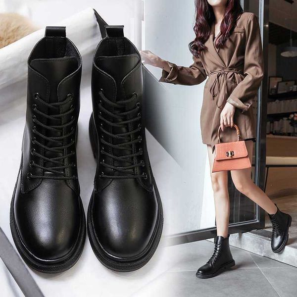 2022 autumn and winter new medium short boots women's korean version thick bottom lace up with cotton fashion small, Black
2022 autumn and winter new medium short boots women's korean version thick bottom lace up with cotton fashion small, Black