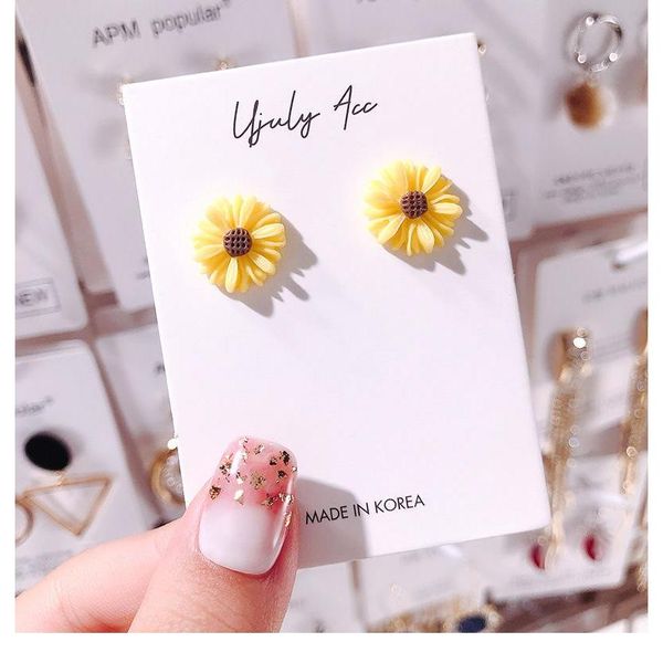 sweet acrylic small daisy stud earrings for women girls new flower white and yellow earring wedding bridal party holiday jewelry j6uzq, Golden;silver
sweet acrylic small daisy stud earrings for women girls new flower white and yellow earring wedding bridal party holiday jewelry j6uzq, Golden;silver
