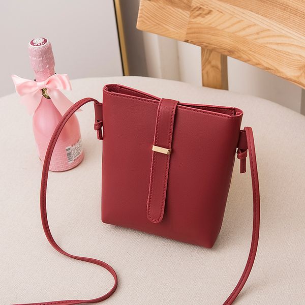 hbp non-brand texture belt style candy color 2020ins net red bucket bag new single shoulder slant span bag single shoulder slant span sport
hbp non-brand texture belt style candy color 2020ins net red bucket bag new single shoulder slant span bag single shoulder slant span sport