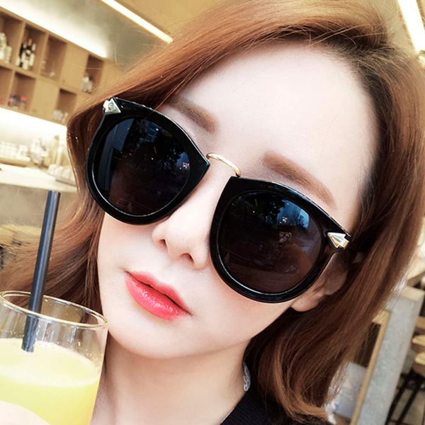 long myopia star face style personality sunglasses women's polarized sunglasses round face fashion driving glasses fashion, White;black
long myopia star face style personality sunglasses women's polarized sunglasses round face fashion driving glasses fashion, White;black