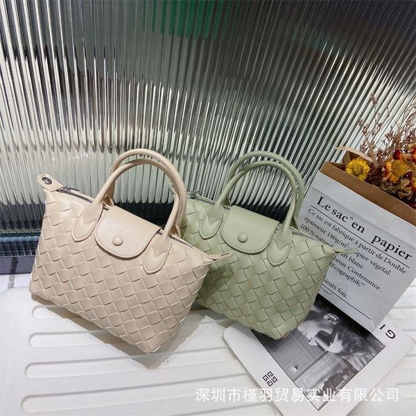 new handbags spring and summer bag simple primary color magnetic buckle with shoulder strap woven sheep skin texture women casual handbag
new handbags spring and summer bag simple primary color magnetic buckle with shoulder strap woven sheep skin texture women casual handbag