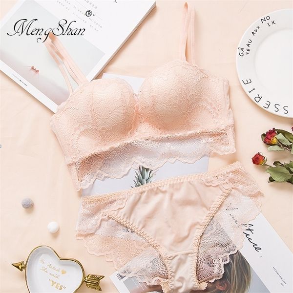 beautiful lace bra suit small breast gather together ring-lace edge push up bra set comfortable underwear suit lj201211, Red;black
beautiful lace bra suit small breast gather together ring-lace edge push up bra set comfortable underwear suit lj201211, Red;black