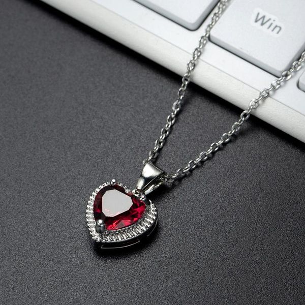 pendant necklaces necklace set with zircon heart-shaped rose red fine jewelry accessories clavicle chain for women, Silver
pendant necklaces necklace set with zircon heart-shaped rose red fine jewelry accessories clavicle chain for women, Silver