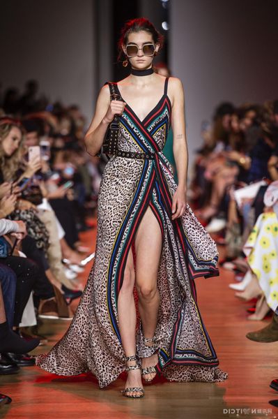 505 2020 summer flora print dresses spaghetti strap a line sleeveless brand same style dress dimansha, White;black
505 2020 summer flora print dresses spaghetti strap a line sleeveless brand same style dress dimansha, White;black