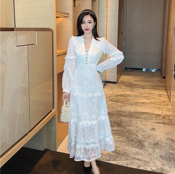 spring women luxury embroidery lace dress 2021 runway design v neck long dress elegant ruffles white party dresses, Black;gray
spring women luxury embroidery lace dress 2021 runway design v neck long dress elegant ruffles white party dresses, Black;gray