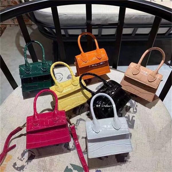 mini small square bag 2020 fashion new quality pu leather women's handbag crocodile pattern portable shoulder messenger bags
mini small square bag 2020 fashion new quality pu leather women's handbag crocodile pattern portable shoulder messenger bags