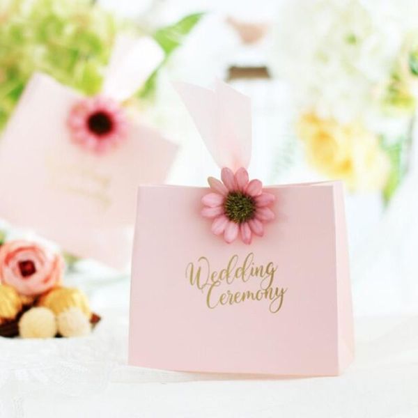 new hot sale 3 цвет 11.54.510cm конфеты венчания коробки guests baby shower сумки birthday party украшения бумажные подарочные коробки прина
new hot sale 3 цвет 11.54.510cm конфеты венчания коробки guests baby shower сумки birthday party украшения бумажные подарочные коробки прина