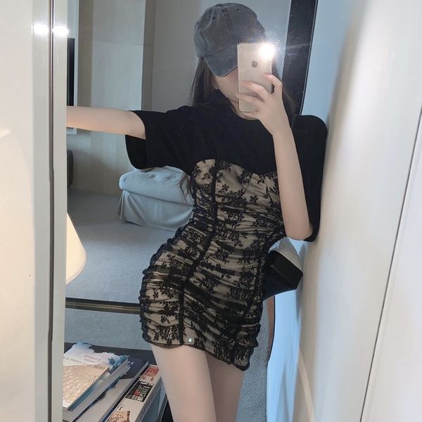 2020 summer new style slim fitting sleeve waist a-line short skirt splicing lace women's dress
2020 summer new style slim fitting sleeve waist a-line short skirt splicing lace women's dress