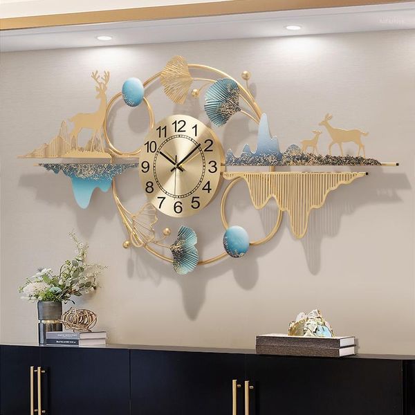 the living room wall clock creative individual atmosphere modern light luxury wall clock fashion art decoration1
the living room wall clock creative individual atmosphere modern light luxury wall clock fashion art decoration1