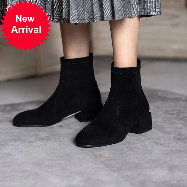 2021 the new casual style round the ankle fashion medium black stretch with thick heel biker boots women's shoes lm36
2021 the new casual style round the ankle fashion medium black stretch with thick heel biker boots women's shoes lm36