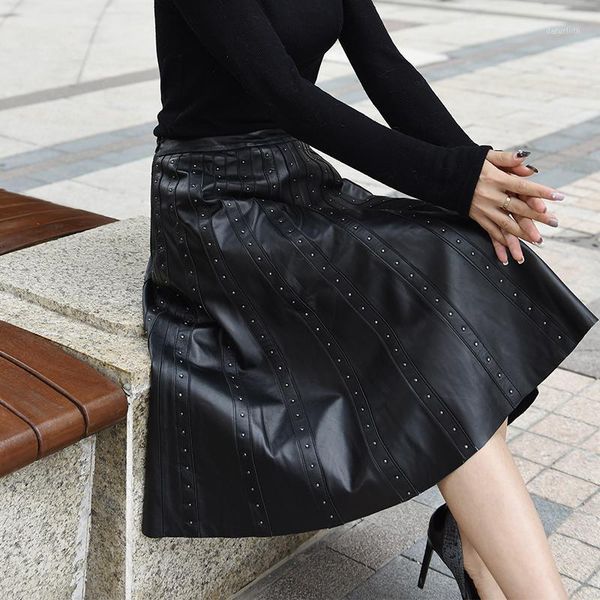 luxury 2020 genuine leather midi skirt women style streetwear sheepskin pleated skirt solid color vintage rivet a-line1, Black
luxury 2020 genuine leather midi skirt women style streetwear sheepskin pleated skirt solid color vintage rivet a-line1, Black