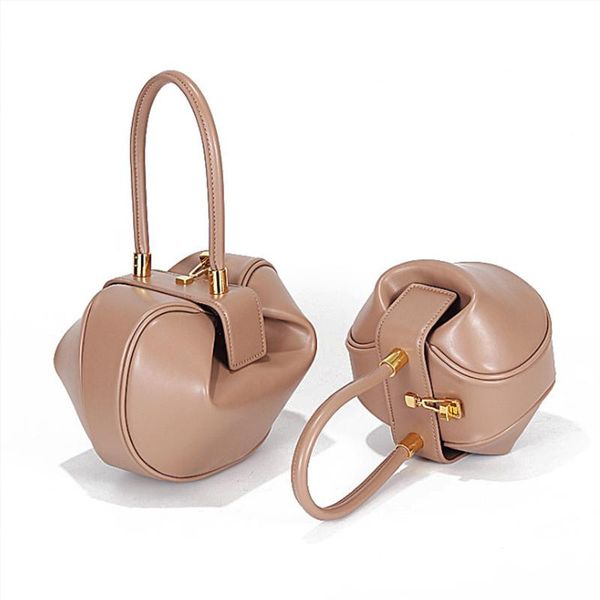 bag female leather handbags europe and the united states fashion retro french niche design portable dumplings wonton handbags 
bag female leather handbags europe and the united states fashion retro french niche design portable dumplings wonton handbags