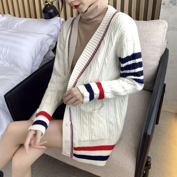 versatile knitted cardigan coat women's new autumn 2020 net red knitwear knitwearsweater knitwear with loose fashion oolyp, White;black
versatile knitted cardigan coat women's new autumn 2020 net red knitwear knitwearsweater knitwear with loose fashion oolyp, White;black
