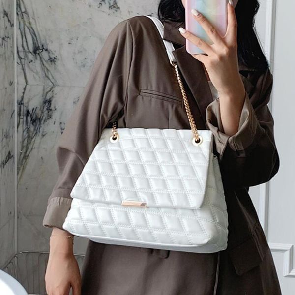 lattice large tote bag 2020 new high-quality pu leather women's designer handbag high capacity chain shoulder messenger bag
lattice large tote bag 2020 new high-quality pu leather women's designer handbag high capacity chain shoulder messenger bag