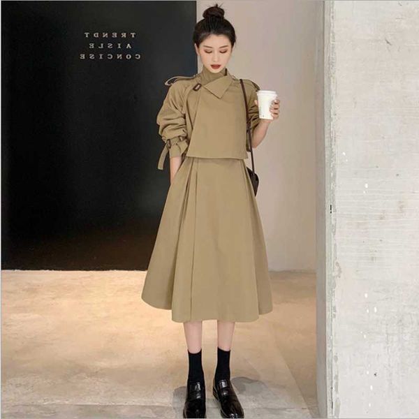 women's trench coats autumn epaulette khaki 2021 lace up elegant was thin casual women windbreaker coat fashion double collar overcoat, Tan;black
women's trench coats autumn epaulette khaki 2021 lace up elegant was thin casual women windbreaker coat fashion double collar overcoat, Tan;black
