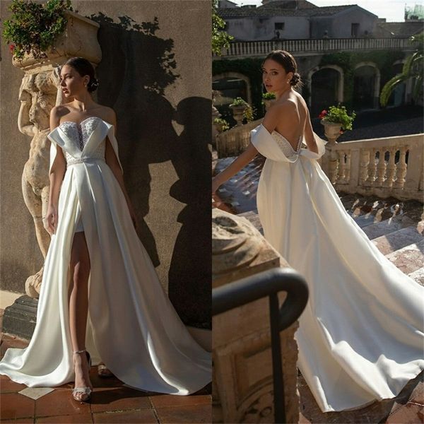modern design a line wedding dresses custom made appliqued lace soft satin bridal gowns sweep train side split robes de mariée, White
modern design a line wedding dresses custom made appliqued lace soft satin bridal gowns sweep train side split robes de mariée, White